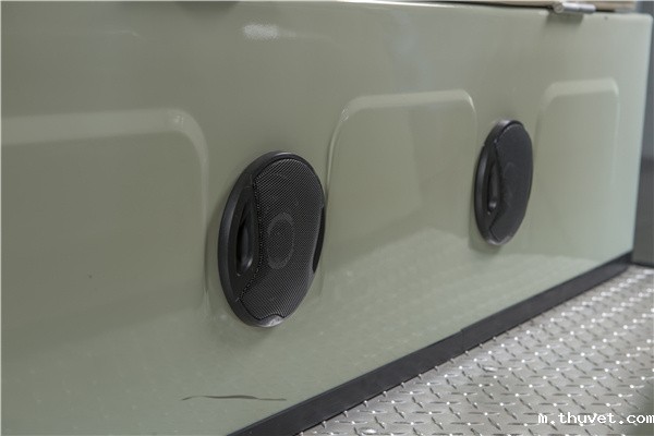 八座电动旅游观光车厂家-充电口